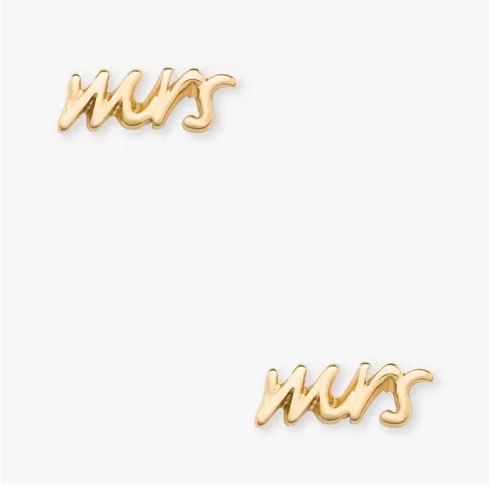 Mrs. Earrings